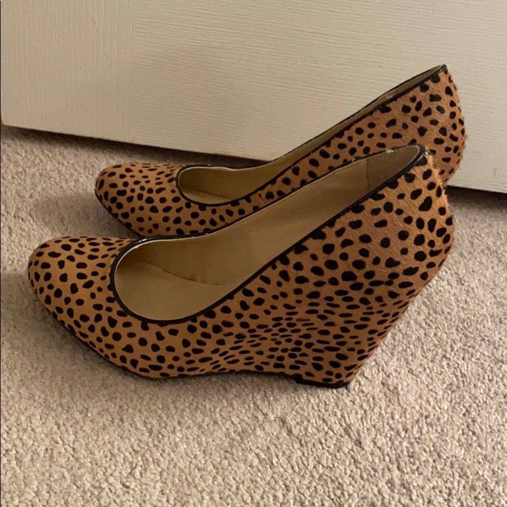 Leopard wedges